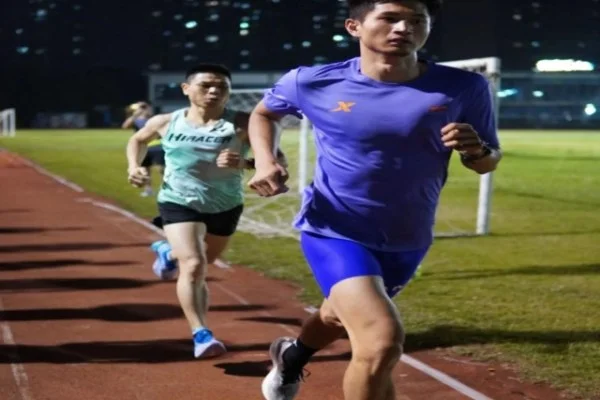 WTA东京站郑钦文冲冠与费尔南德斯硬地攻防胜负手关键全景解析